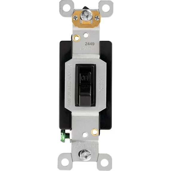 20 Amp Single-Pole Grounding Toggle Switch